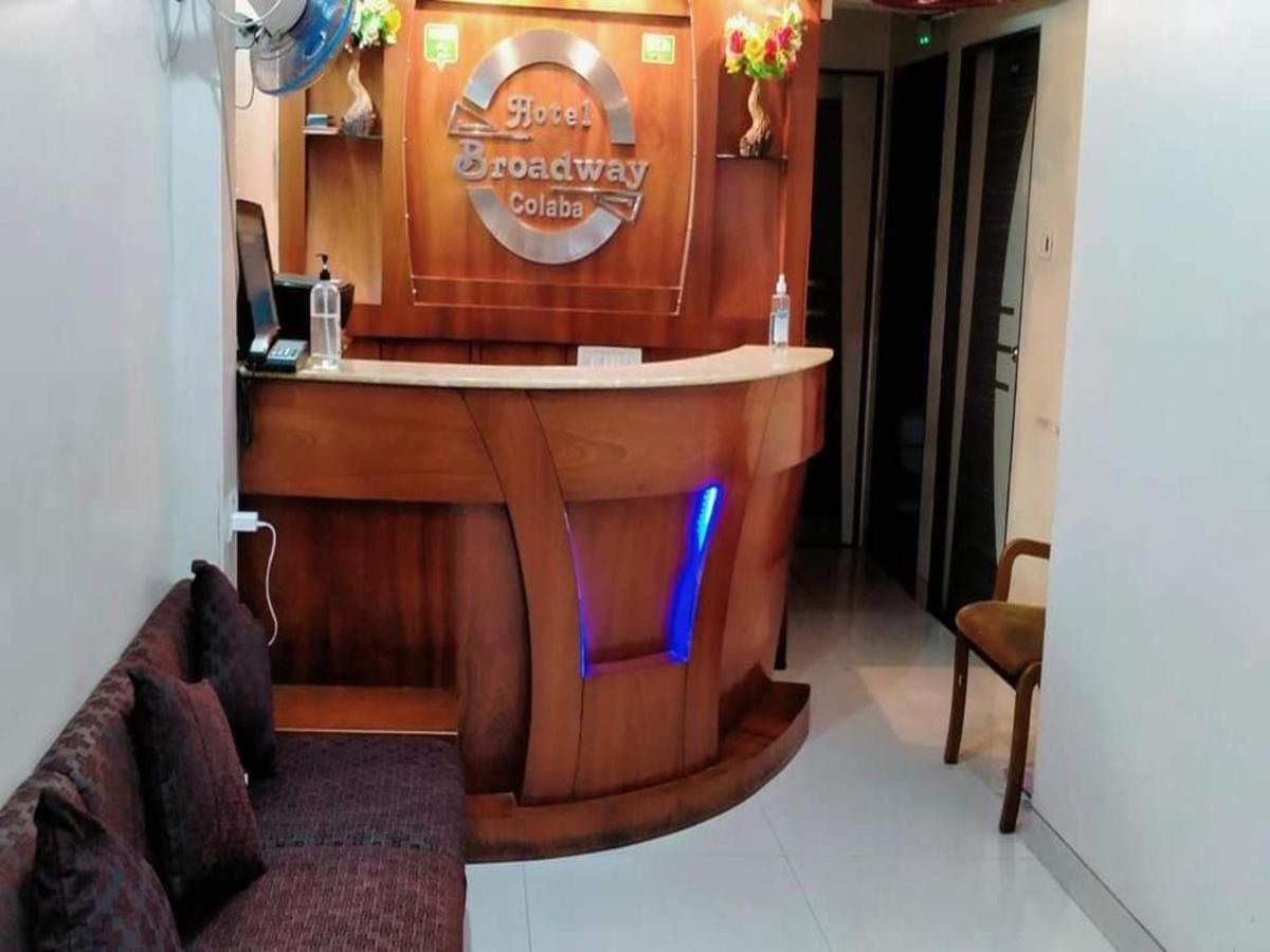 Hotel Broadway Colaba Bombaim Exterior foto