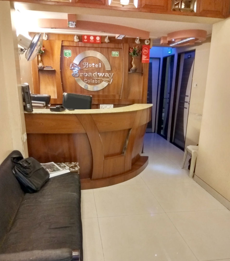Hotel Broadway Colaba Bombaim Exterior foto
